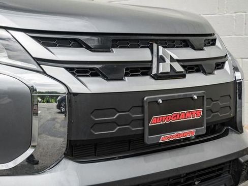 New 2024 Mitsubishi Outlander Sport SE image 12