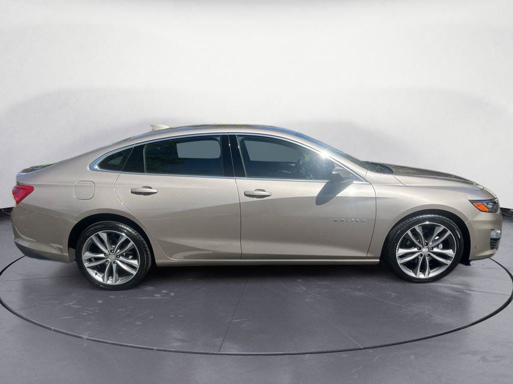 Used 2024 Chevrolet Malibu LT FWD image 4