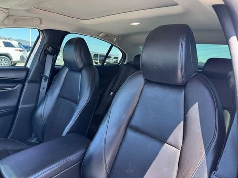 Used 2022 MAZDA MAZDA3 s FWD image 18