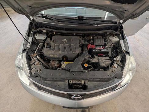Used 2011 Nissan Versa 1.8 S FWD image 39