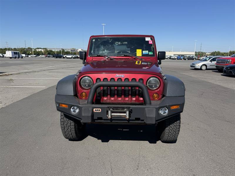 Used 2012 Jeep Wrangler Unlimited Rubicon w/ Dual Top Group AWD/4WD image 3