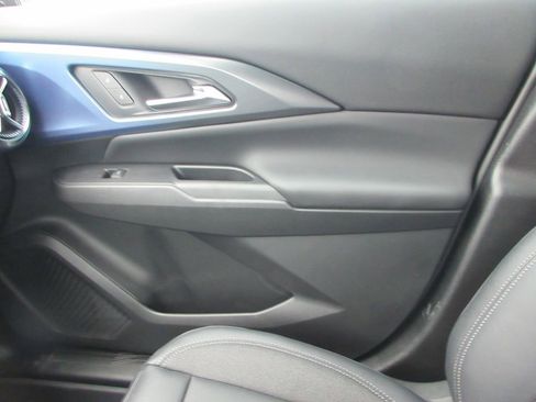 New 2026 Chevrolet Equinox EV LT w/ Convenience Package II image 33