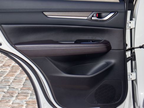 Used 2025 MAZDA CX-5 Signature image 12