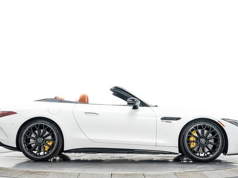 Used 2026 Mercedes-Benz SL 55 AMG 4MATIC image 52
