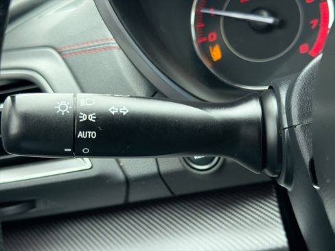 Used 2022 Subaru Impreza 2.0i Sport image 29