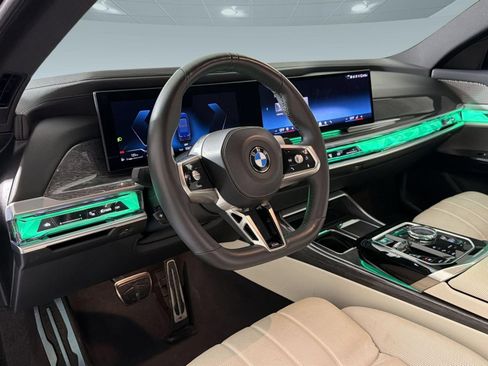 Used 2023 BMW 740i w/ Executive Package RWD image 4