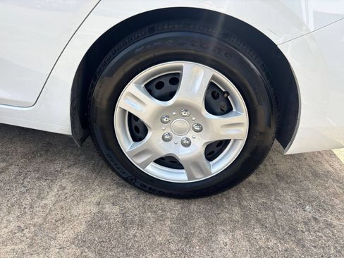 Used 2025 Nissan Sentra S FWD image 28