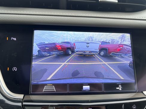 Certified 2020 Cadillac XT6 Premium Luxury image 15