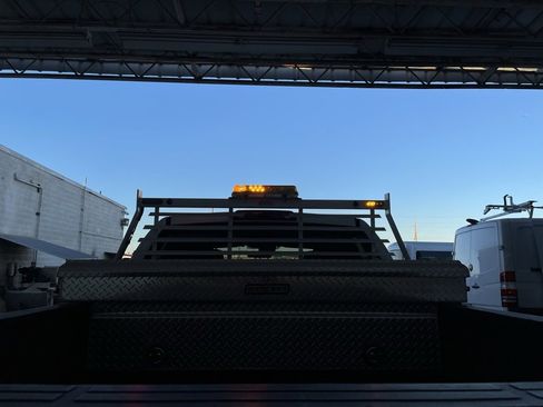 Used 2019 Toyota Tundra SR image 5