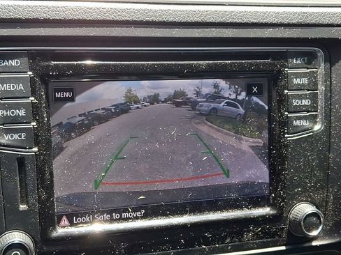 Used 2017 Volkswagen Jetta SE FWD image 19