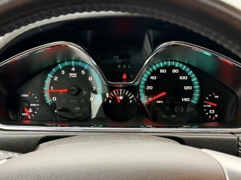 Used 2016 Chevrolet Traverse LT image 8