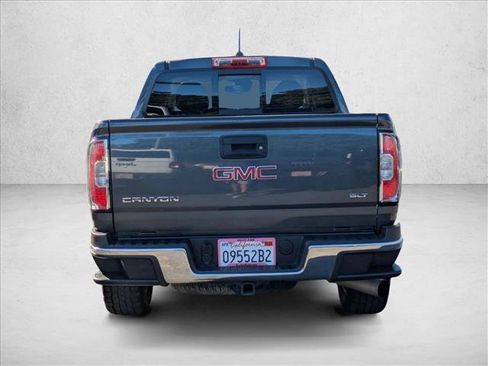 Used 2016 GMC Canyon SLT image 6