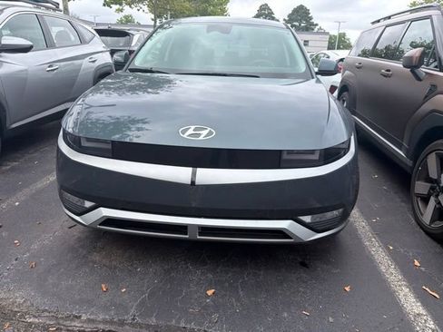 Used 2024 Hyundai Ioniq 5 SEL RWD image 4