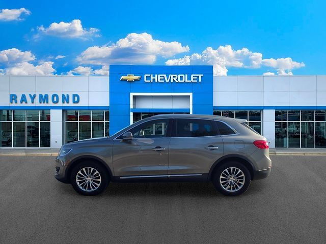 Used 2017 Lincoln MKX Select w/ Select Plus Package AWD/4WD image 5