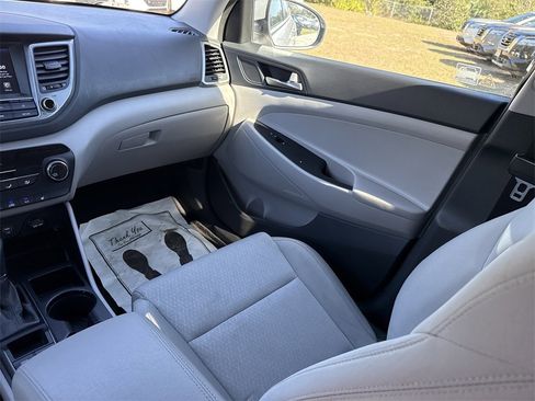 Used 2018 Hyundai Tucson SEL image 25