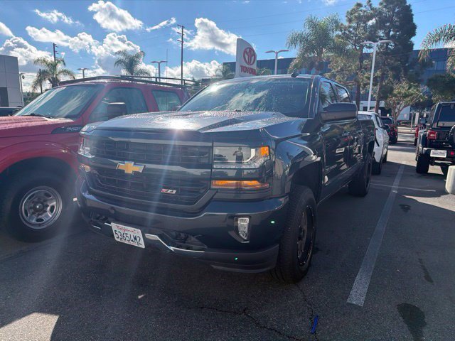 Used 2018 Chevrolet Silverado 1500 LT w/ All Star Edition AWD/4WD image 1
