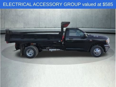 Used 2024 RAM 3500 Tradesman image 11