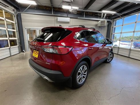Used 2022 Ford Escape SEL AWD/4WD image 5