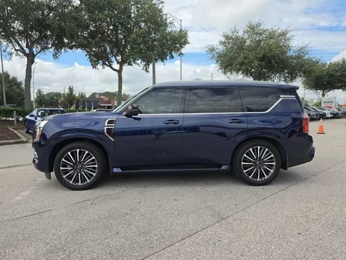 Certified 2025 Nissan Armada Platinum Reserve RWD image 4