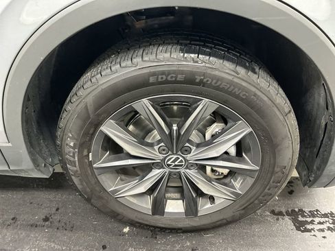 Certified 2022 Volkswagen Tiguan SE AWD/4WD image 8