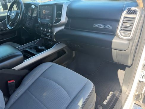 Used 2019 RAM 2500 Big Horn w/ Towing Technology Group AWD/4WD image 10