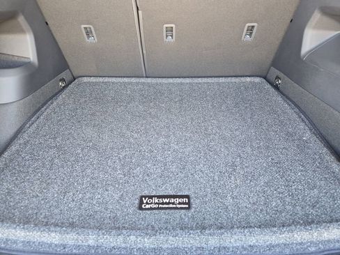 New 2026 Volkswagen Tiguan SE image 24