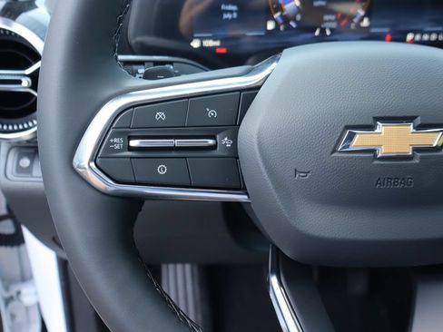 New 2027 Chevrolet Equinox LT FWD image 8