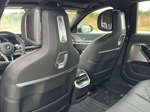 New 2026 BMW 740i image 14