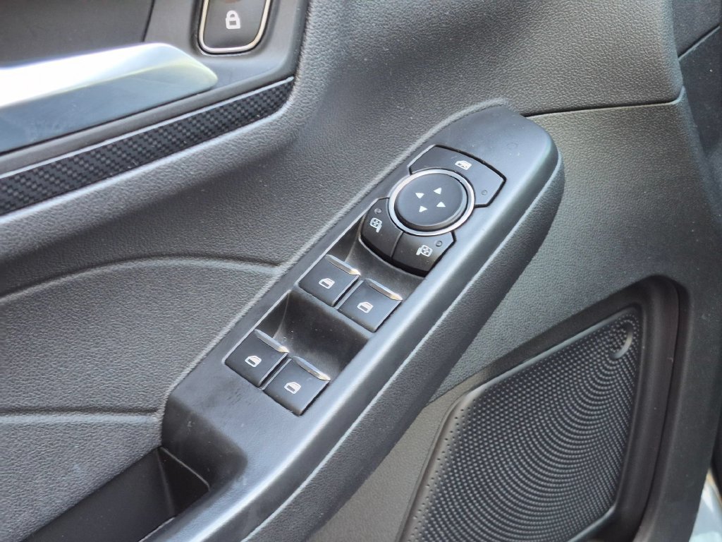 Used 2025 Ford Escape ST-Line AWD/4WD image 10