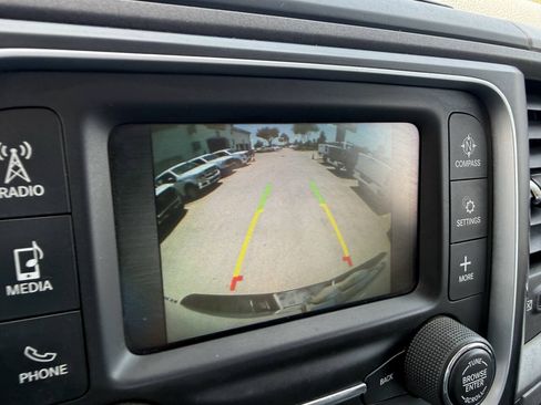 Used 2014 RAM 2500 Tradesman RWD image 19