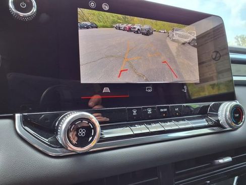 New 2025 GMC Canyon Elevation image 30