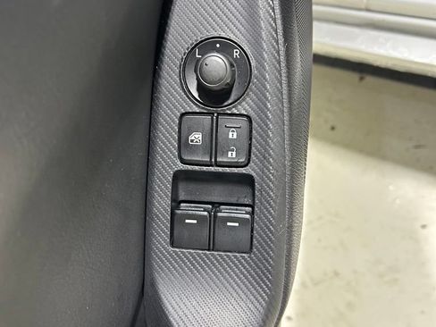 Used 2016 MAZDA MX-5 Miata Grand Touring RWD image 11
