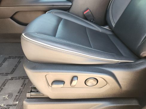 Used 2022 GMC Yukon SLT w/ SLT Premium Package RWD image 31