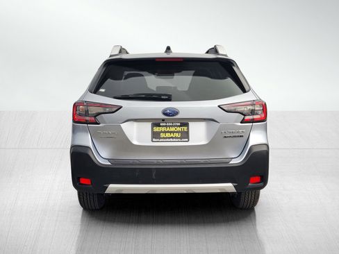 Used 2024 Subaru Outback Touring XT image 5