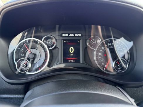 Used 2022 RAM 2500 Big Horn w/ Cold Weather Group image 25