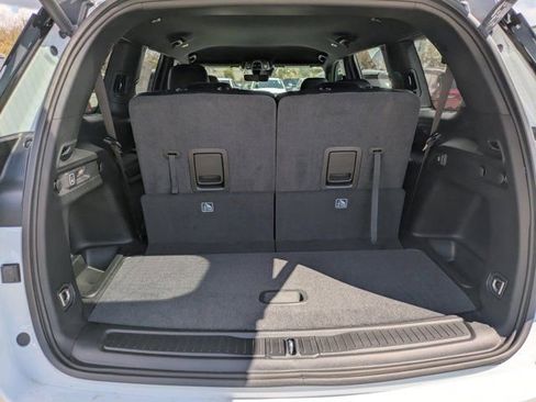New 2025 Jeep Grand Cherokee L Laredo RWD image 11