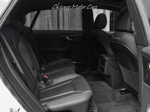 Used 2020 Audi Q8 Premium Plus AWD/4WD image 28
