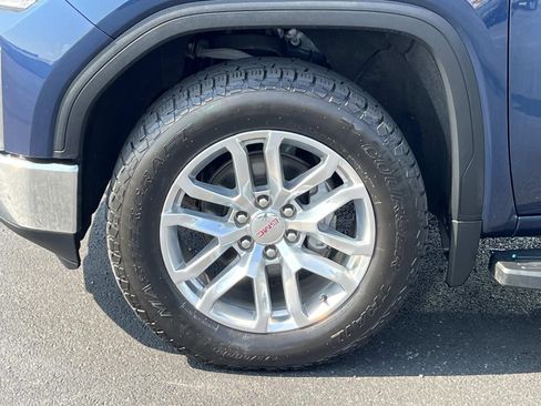 Used 2019 GMC Sierra 1500 SLT w/ SLT Premium Plus Package AWD/4WD image 11