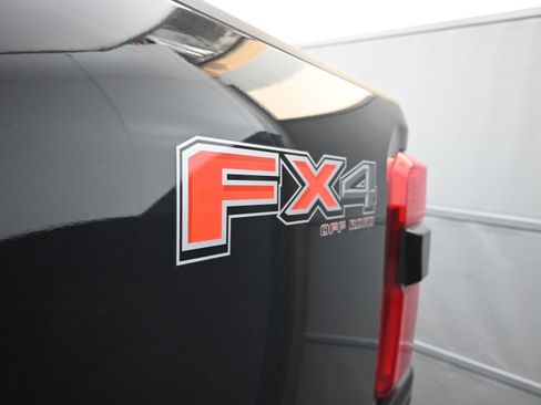 Used 2024 Ford F250 Lariat w/ Lariat Ultimate Package image 14