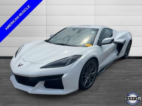 Used 2024 Chevrolet Corvette Z06 w/ Stealth Interior Trim Package RWD image 7