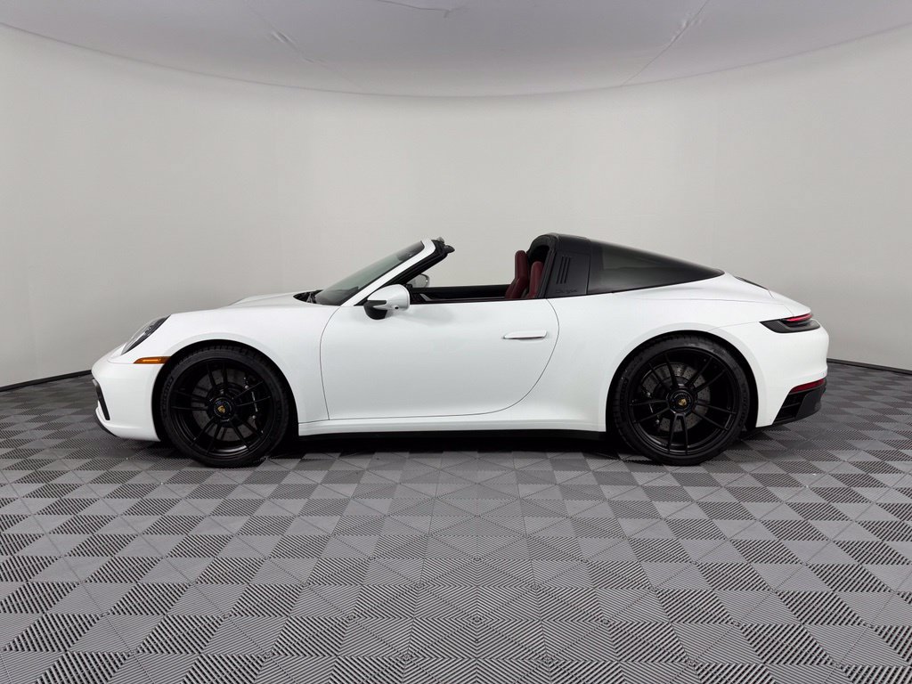 Certified 2022 Porsche 911 Targa 4 GTS AWD/4WD image 31