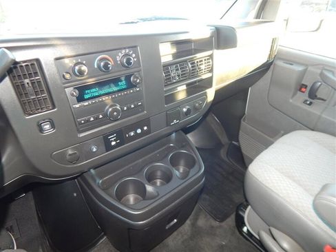 Used 2017 Chevrolet Express 3500 LT w/ LT Preferred Equipment Group image 24