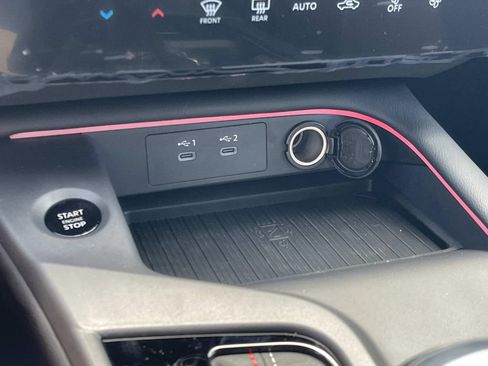 New 2026 Nissan Sentra SR w/ Floor Mat Package FWD image 24