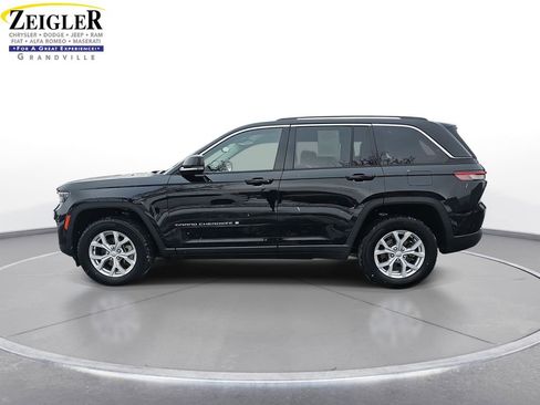 Used 2023 Jeep Grand Cherokee Limited image 8