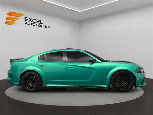 Used 2022 Dodge Charger Scat Pack image 6