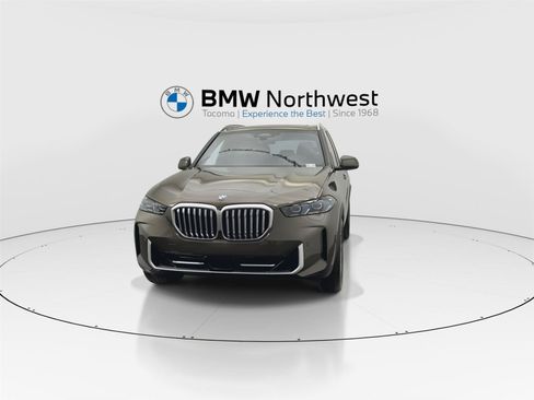 Used 2025 BMW X5 xDrive40i w/ Climate Comfort Package AWD/4WD image 8