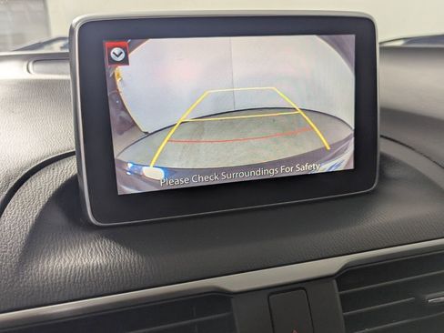 Used 2014 MAZDA MAZDA3 i Touring w/ Technology Package image 23