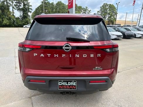 Used 2024 Nissan Pathfinder SV FWD image 7