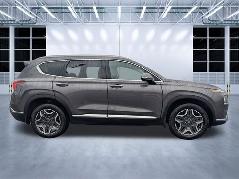 Certified 2022 Hyundai Santa Fe Limited image 3