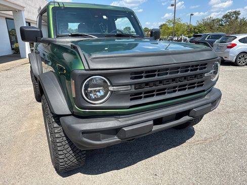 Used 2022 Ford Bronco 2-Door w/ Sasquatch Package AWD/4WD image 14